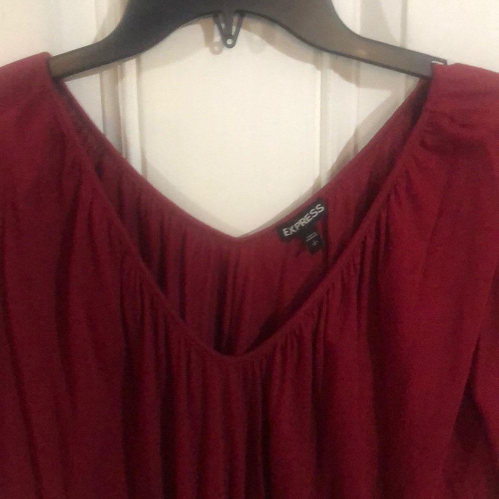 Red top - Picture 3 of 7